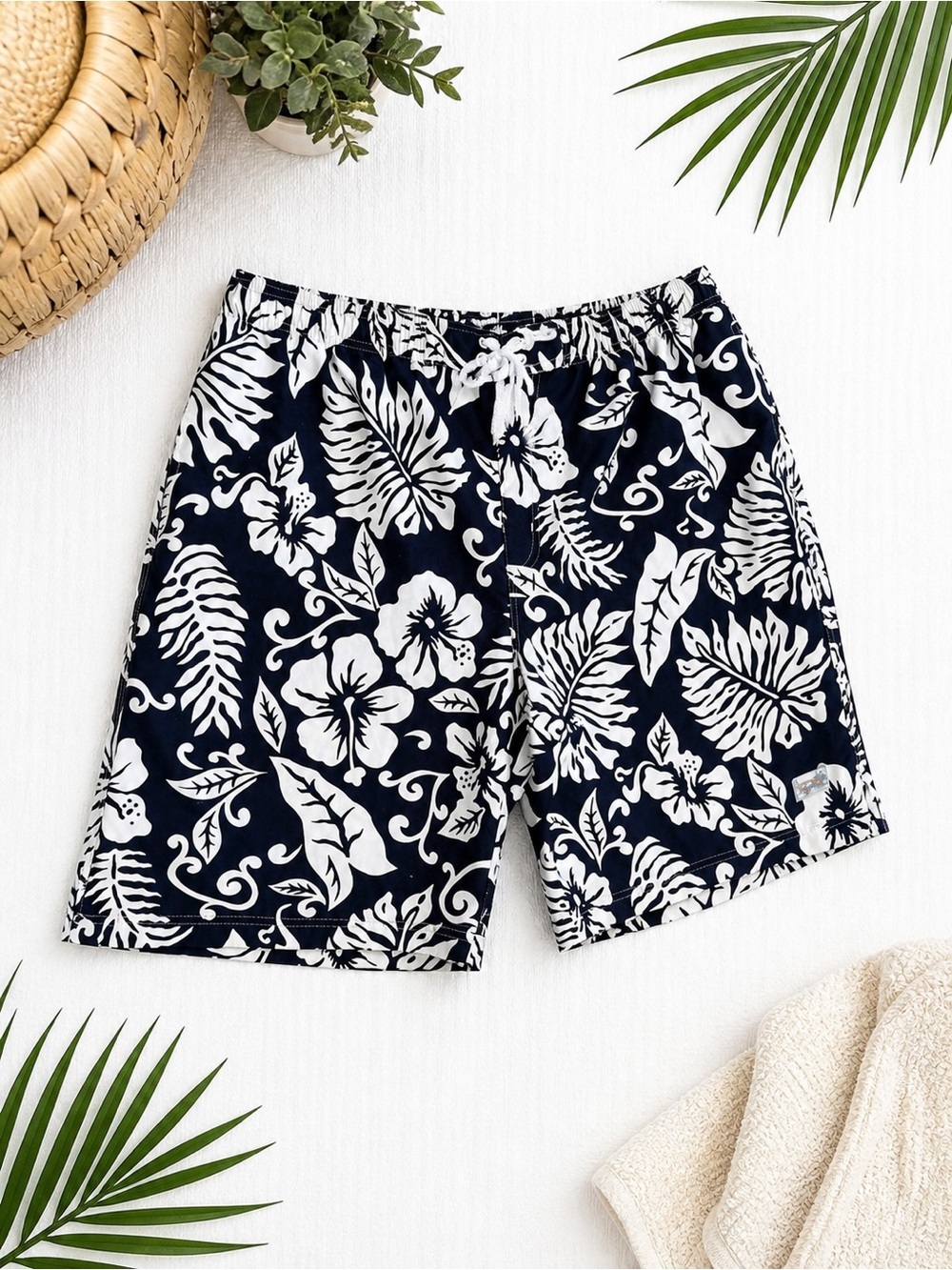 Y2K OP Sports Men’s Hibiscus Hawaiian Floral Swim Trunks Size XL Navy and White